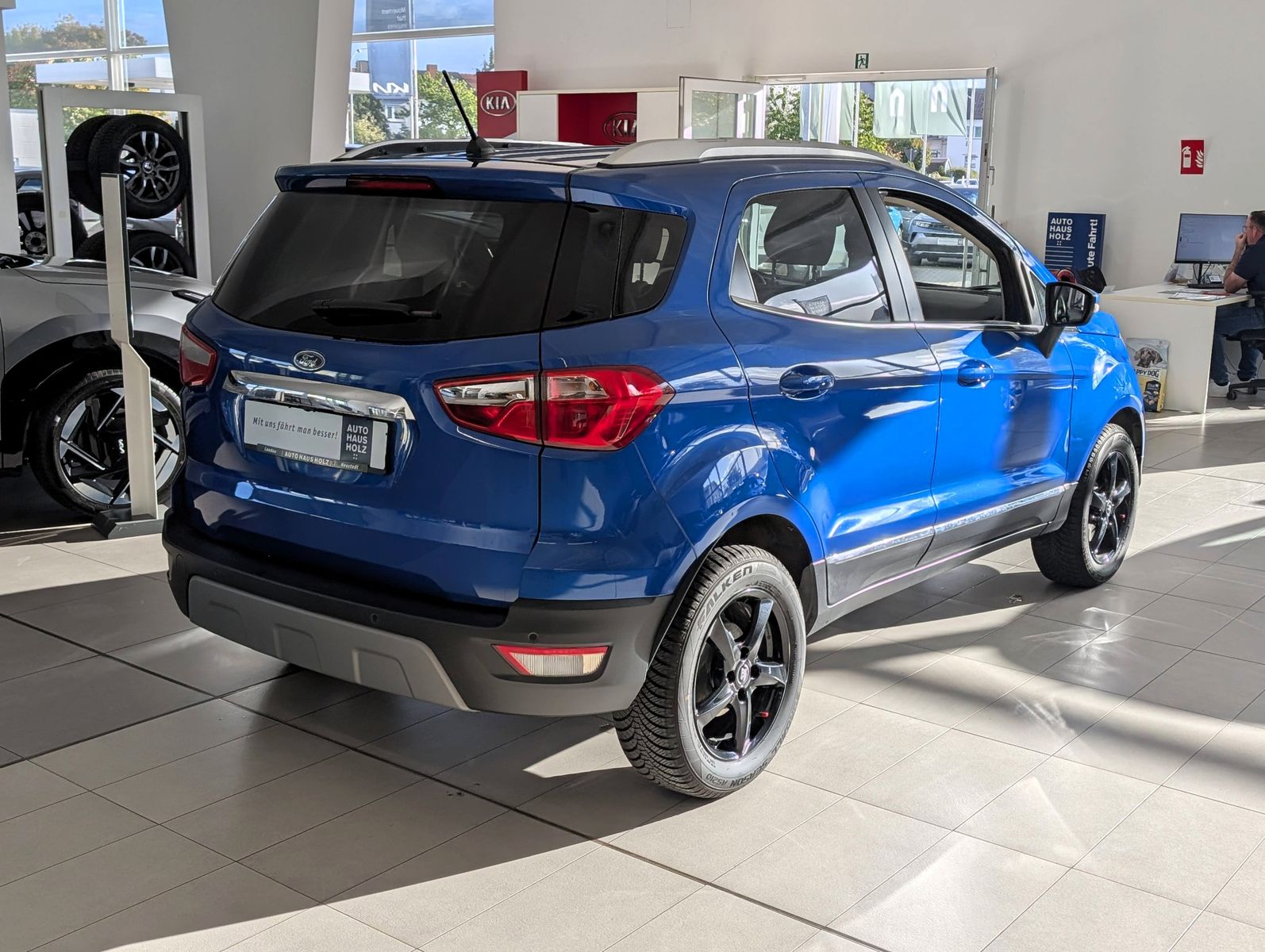 FORD EcoSport  1.0 EcoBoost Titanium Automatik Navi – Bild 4