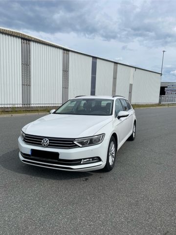 VW Passat Variant