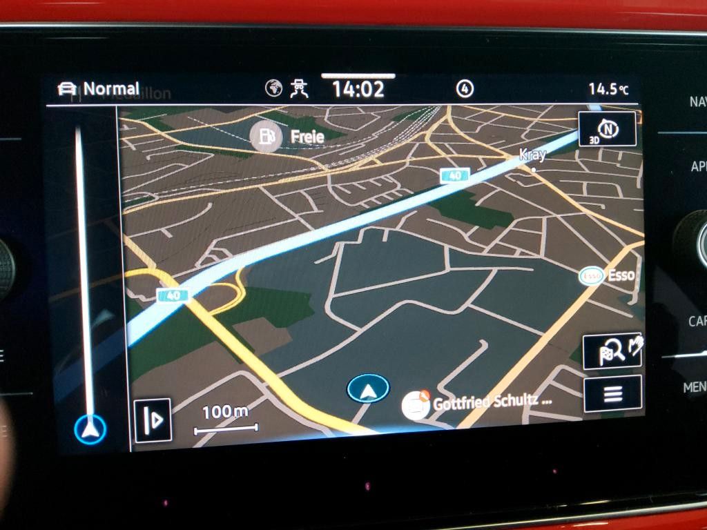 Fahrzeugabbildung Volkswagen T-Roc SPORT R-LINE PANONAVI BEATS SITZH. 1H