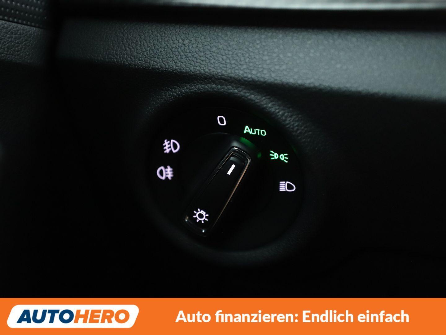 Skoda Kamiq 1.0 TSI Monte Carlo Aut.*NAVI*LED*TEMPO*