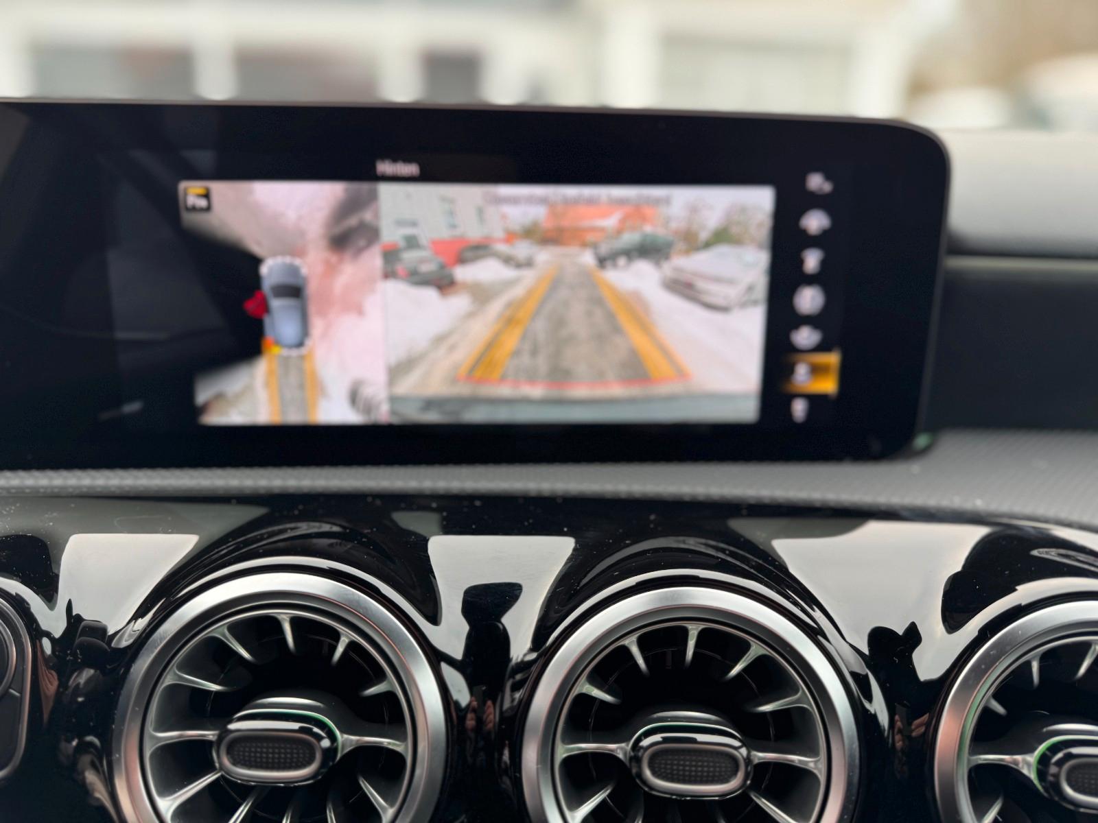 Mercedes-Benz A250e AMG /360°/MBUX/NIGHT/WIDE/CARPLAY