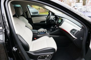 Fahrzeugabbildung Renault Talisman Grandtour Elysée