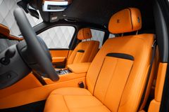 Cullinan BLACK BADGE 2025 MANSORY BLACK/ORANGE