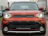 Kia Soul Turbo - Kia Soul: Limousine