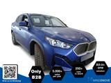 BMW iX2 eDrive20 AHK+PANO+HuD+3D-VIEW+ACC+LED - BMW iX2 mit Panoramadach