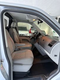 Volkswagen T5 Transporter - 12