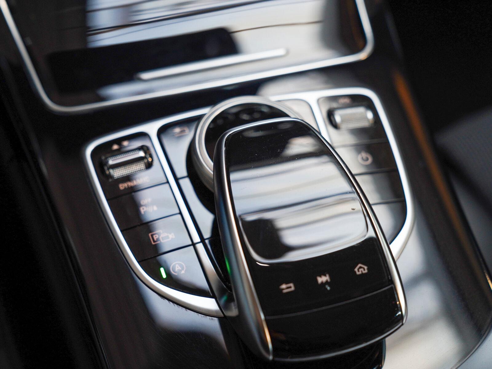 Mercedes-Benz C 180 T AVANTGARDE CarPlay Ambientebeleuchtung