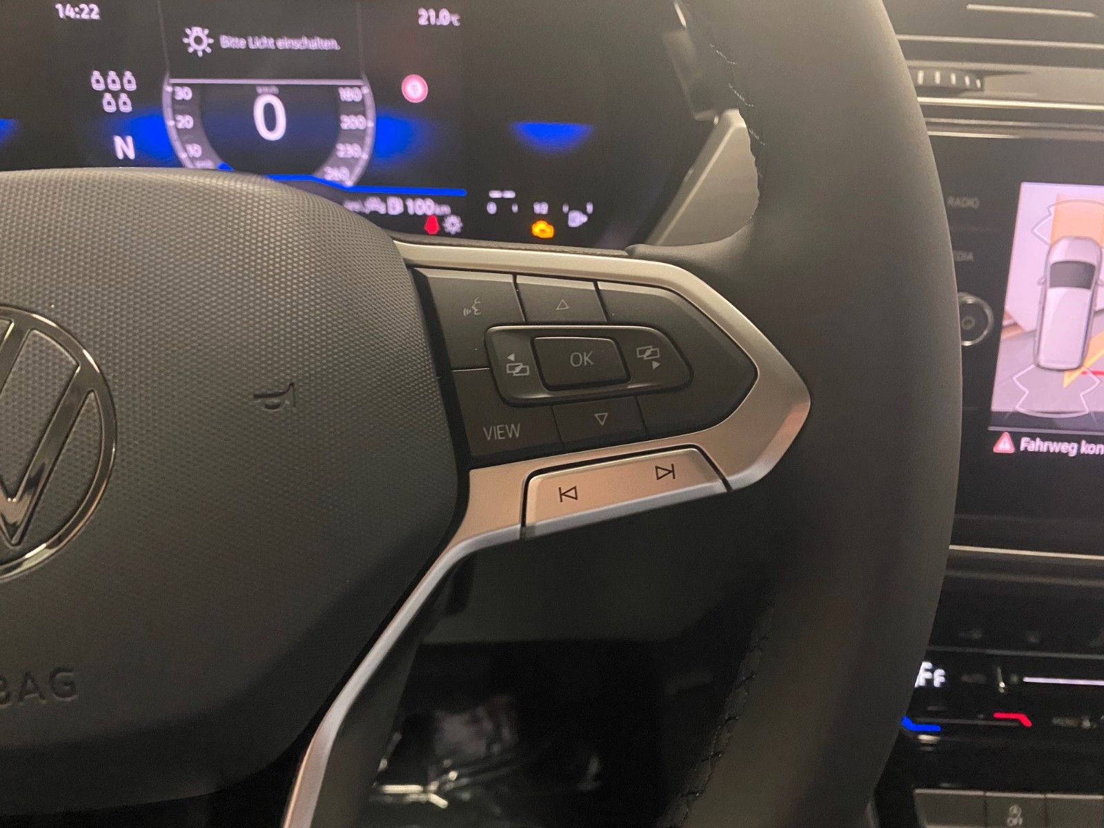 Fahrzeugabbildung Volkswagen Touran 1.5 TSI OPF DSG+4 J, GARANTIE+ACC+AHK+LED