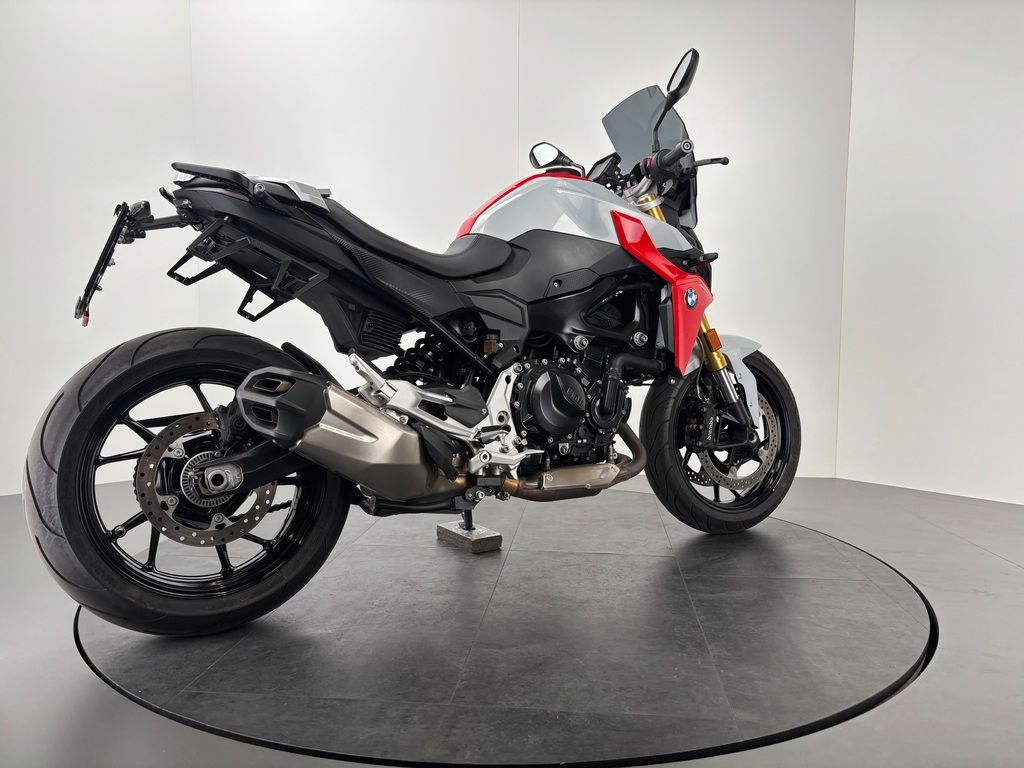 Fahrzeugabbildung BMW F900 R A2 *VIEL AUSSTATTUNG *SCHECKHEFT *SERVICE