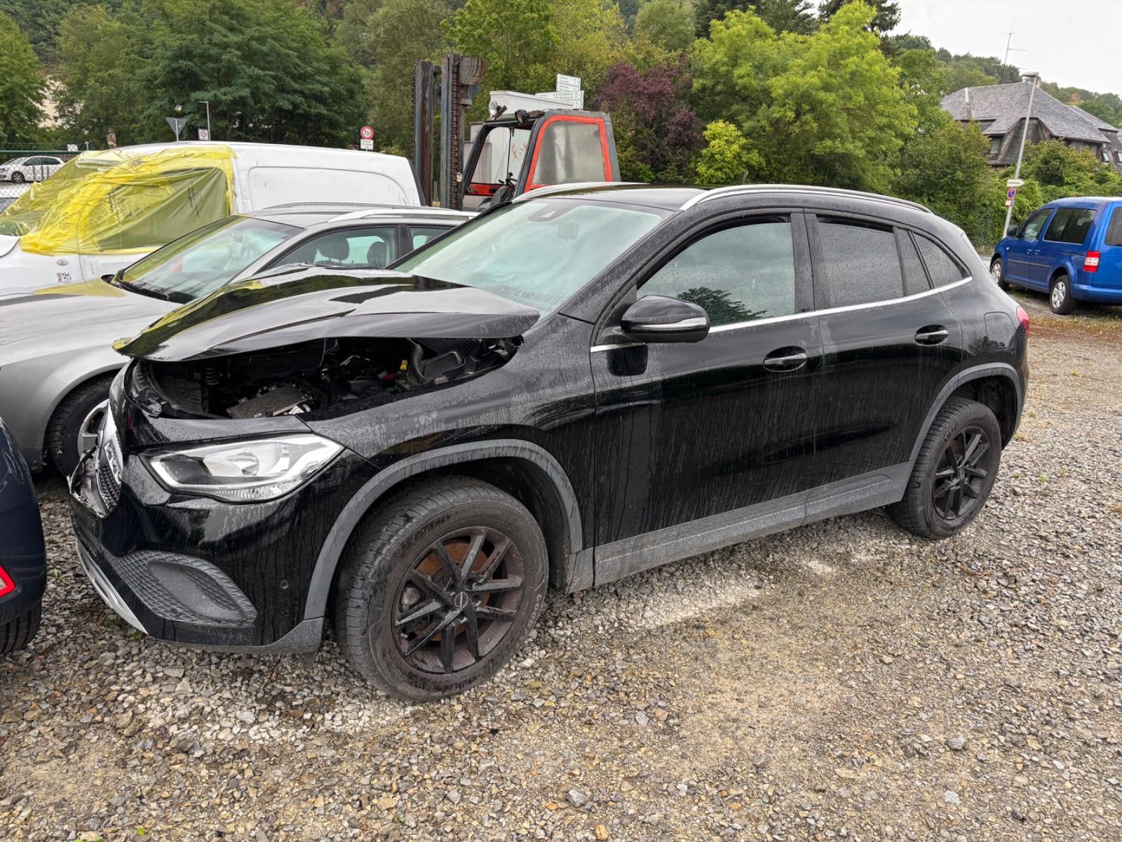 Mercedes-Benz GLA 200 d