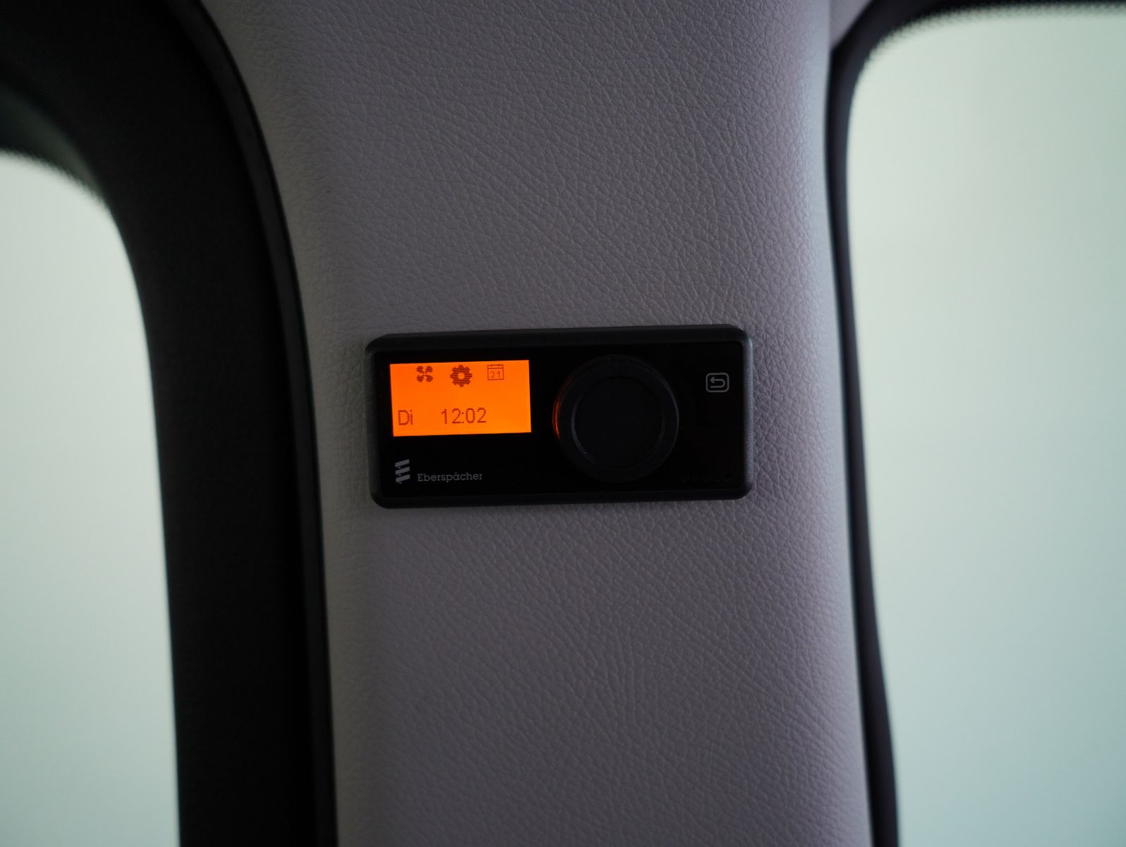 Fahrzeugabbildung Mercedes-Benz Vito Tourer 119 CDI Pro 4x4 lang PÖSSL VANSTAR