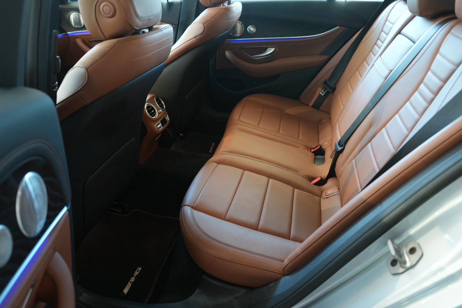 Mercedes-Benz E 300 T d 4Matic AMG-LINE *LEDER BRAUN|PANO*