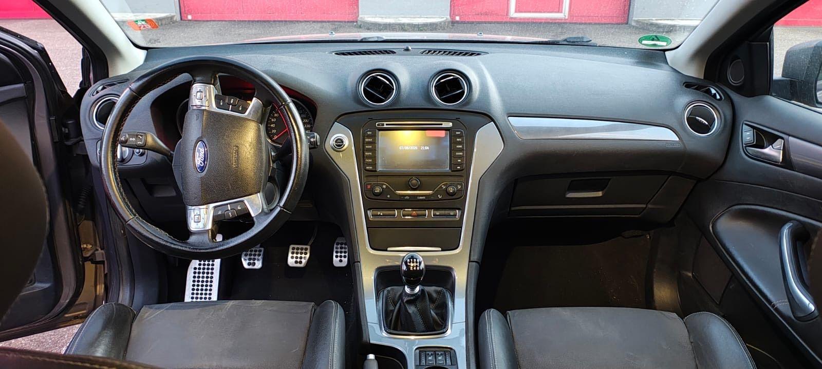 Ford Mondeo 2012 — photo 12