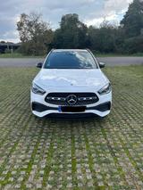 Mercedes-Benz Mercedes Benz GLA 250 AMG Line