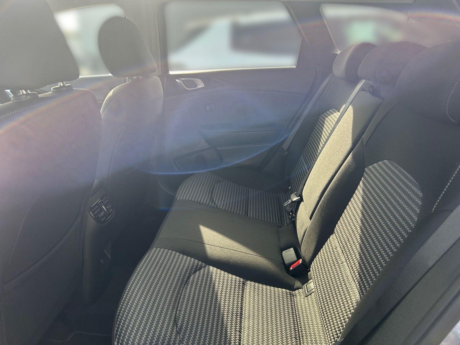 Kia CEED SW 1.0T 48V DCT100 ULTIMATE