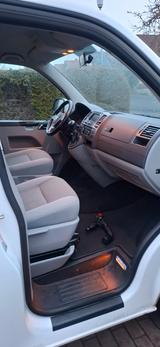Volkswagen T5 Caravelle lang Ahk Temp. 8 Sitze - Volkswagen T5 Caravelle: 8 Sitzer