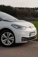 Volkswagen ID.3 1st Plus Pro Perf. 58 kWh, Keyless - weiße Volkswagen ID.3