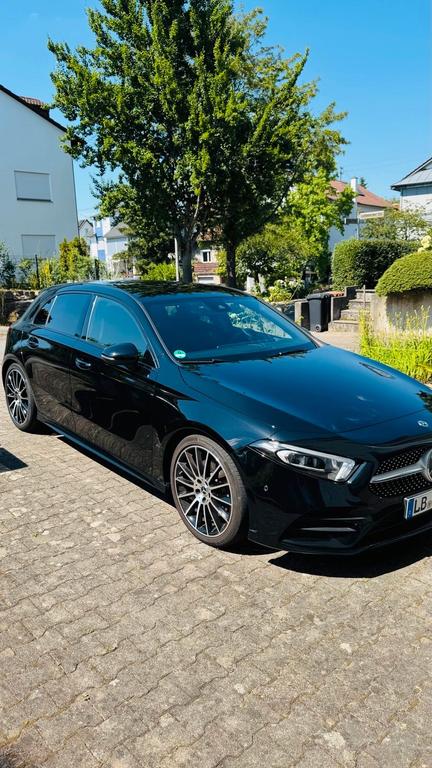 Mercedes-Benz A 220