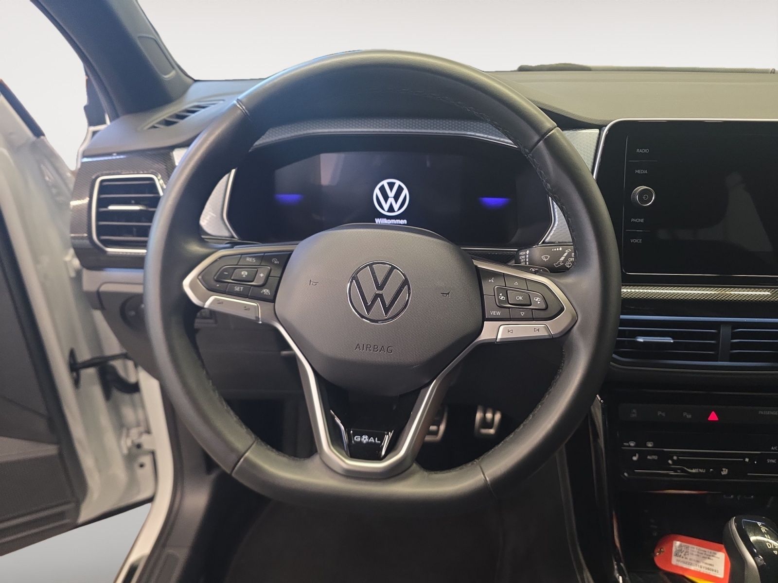 Volkswagen T-Cross - Bild 13