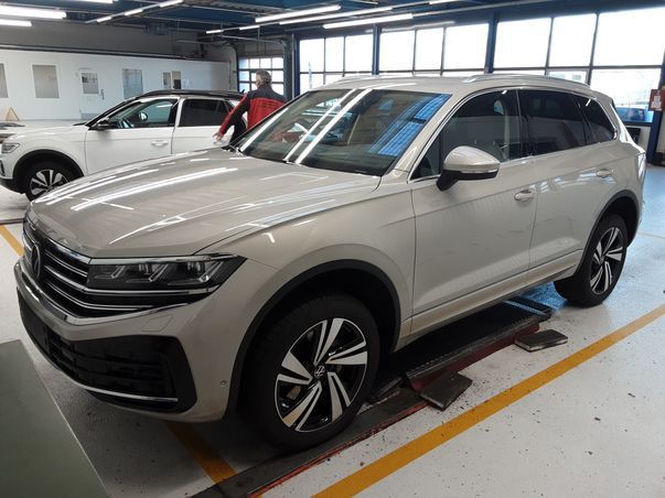 Volkswagen Touareg 3.0TDI Elegance Stdhz AHK Keyless Luft M