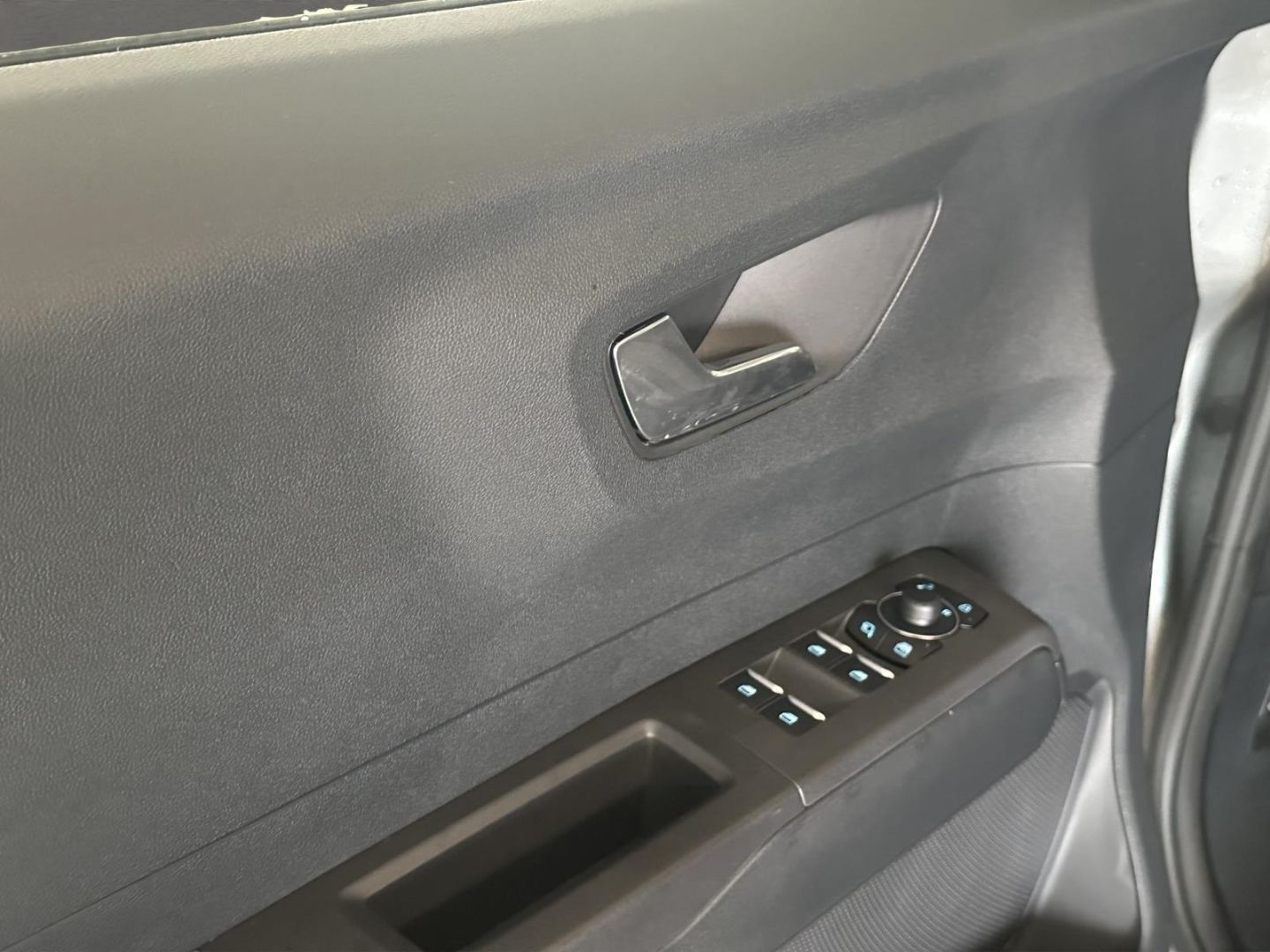 Fahrzeugabbildung Ford Tourneo Courier BEV Titanium Navi ACC Klimaautom
