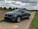 Volkswagen T-Roc Cabriolet 1.5 TSI DSG R-Line GRAU - Volkswagen T-Roc mit Benzin-Antrieb: Cabrio
