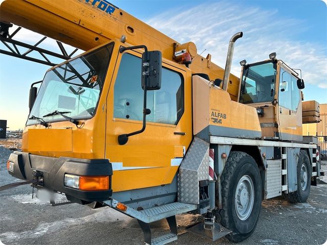 Liebherr LTM 1030-2