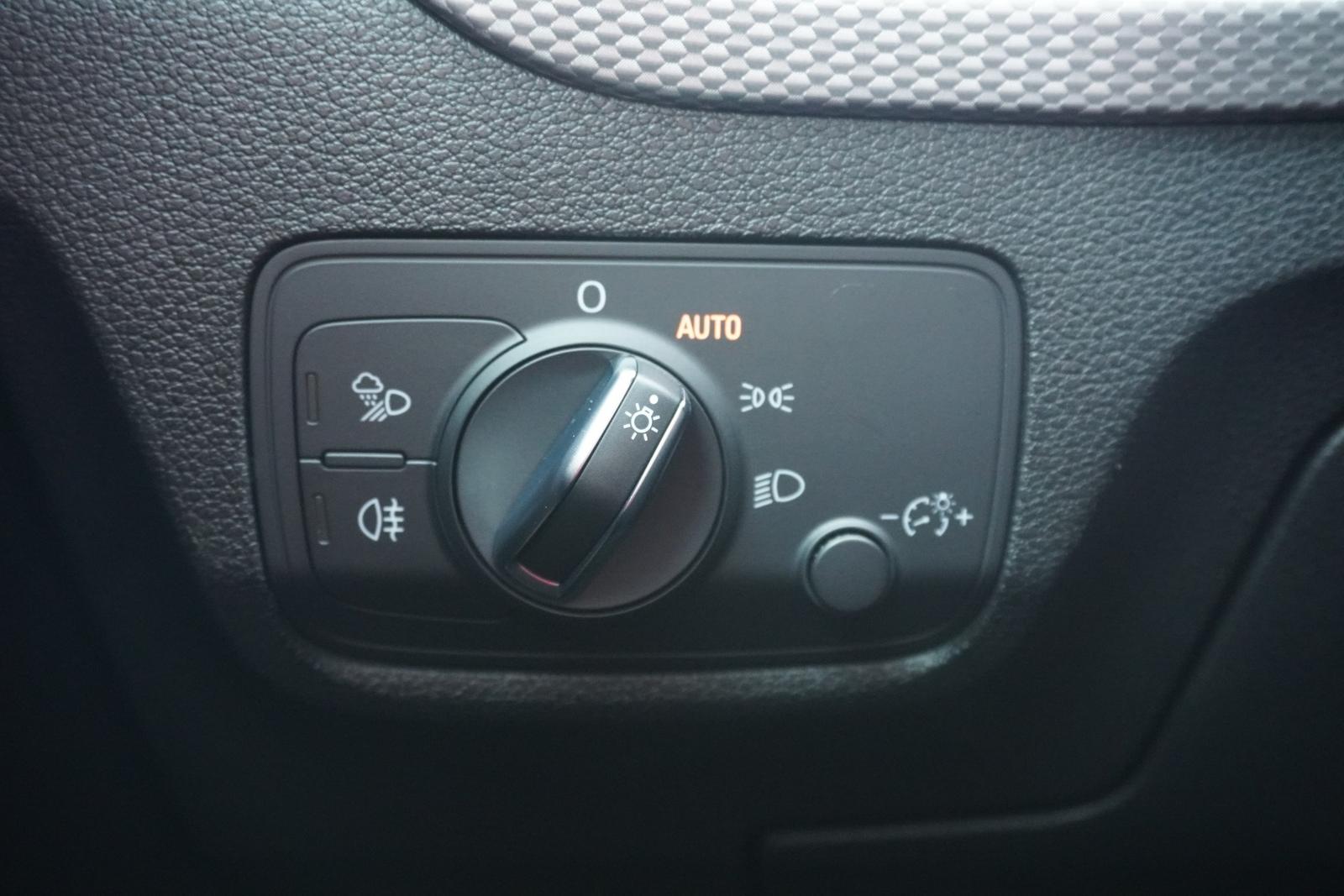 Audi Q2 1.0 TFSI LED Navi Sitzheizung Keyless-Go