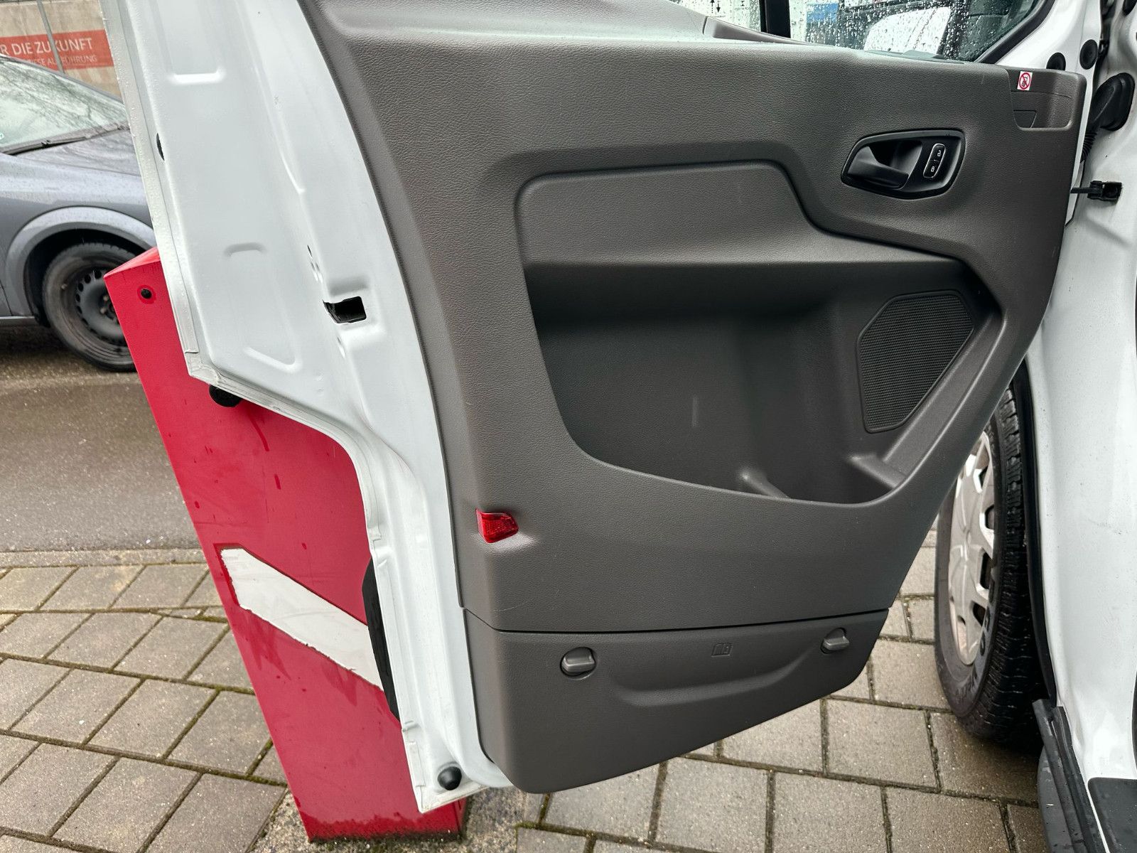 Fahrzeugabbildung Ford Transit 350 L3H3 Automatik*KLIMA*NAVI*AHK*TEMPO*