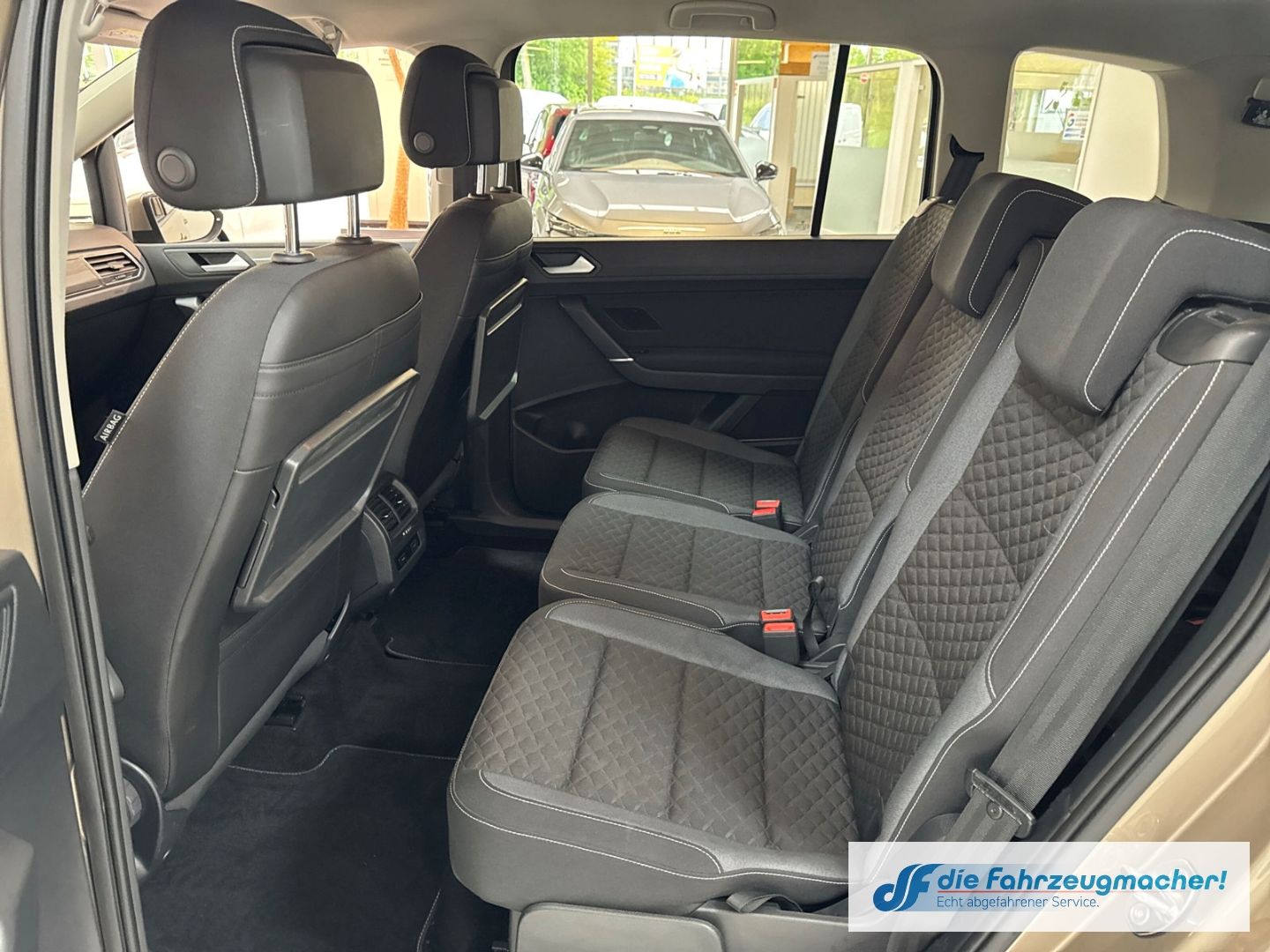 Fahrzeugabbildung Volkswagen Touran Join Start-Stopp StandHZG AHK-klappbar Na
