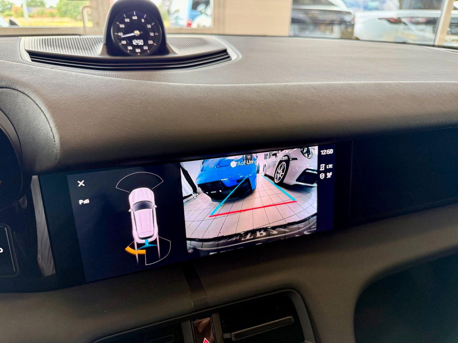 Fahrzeugabbildung Porsche Taycan Sport Turismo Performance/Luftferderung