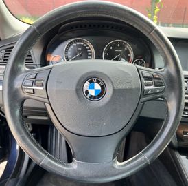 BMW 520 - 12