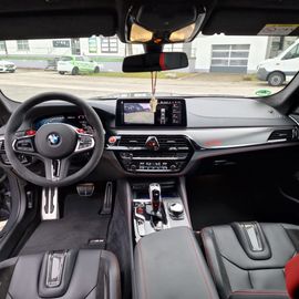 BMW M5 CS IM KUNDENAUFTRAG ZU VERKAUFEN!! inkl. 24 M