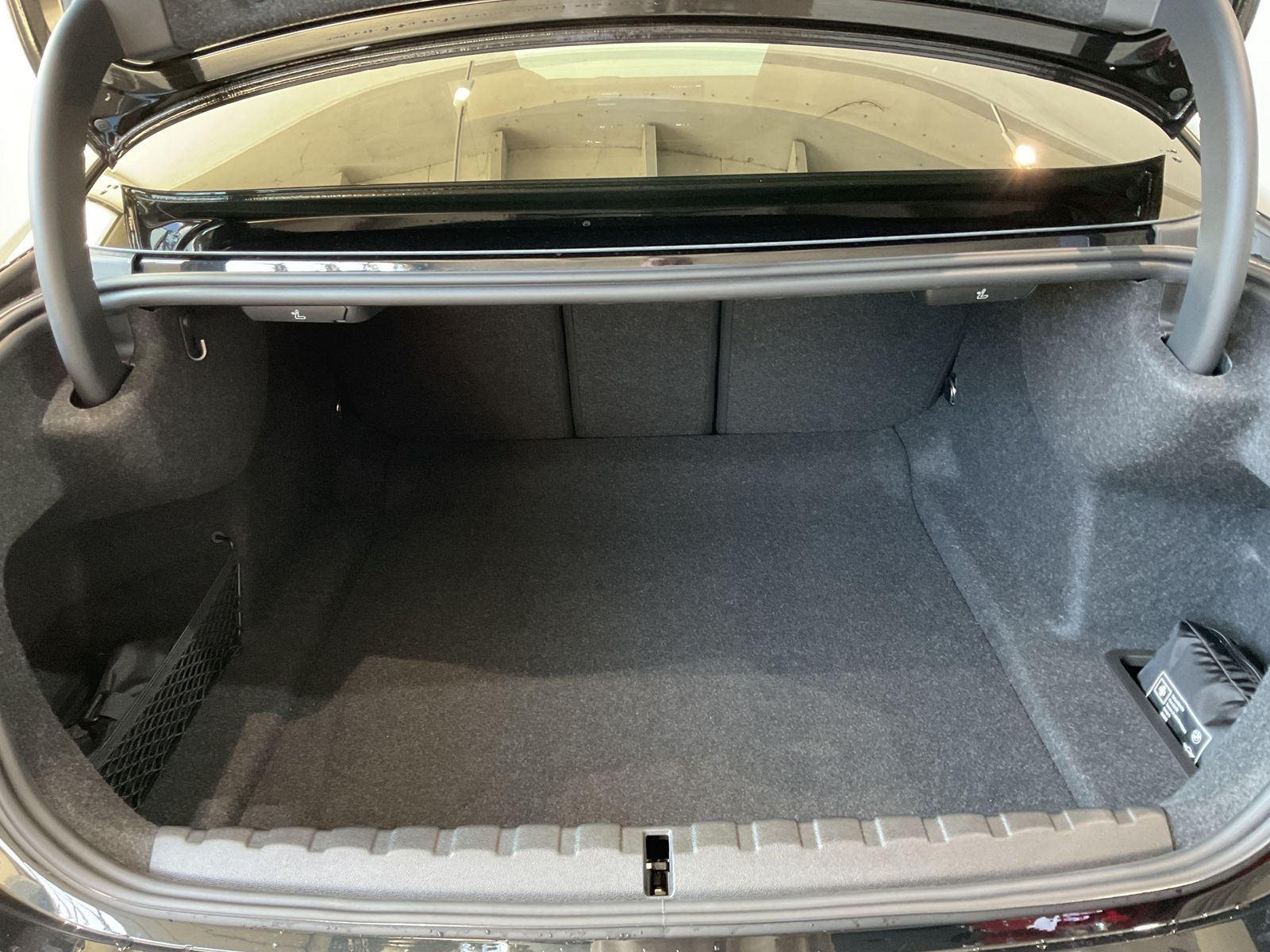 Fahrzeugabbildung BMW M4 Competition Coupé HK HiFi Komfortzg.