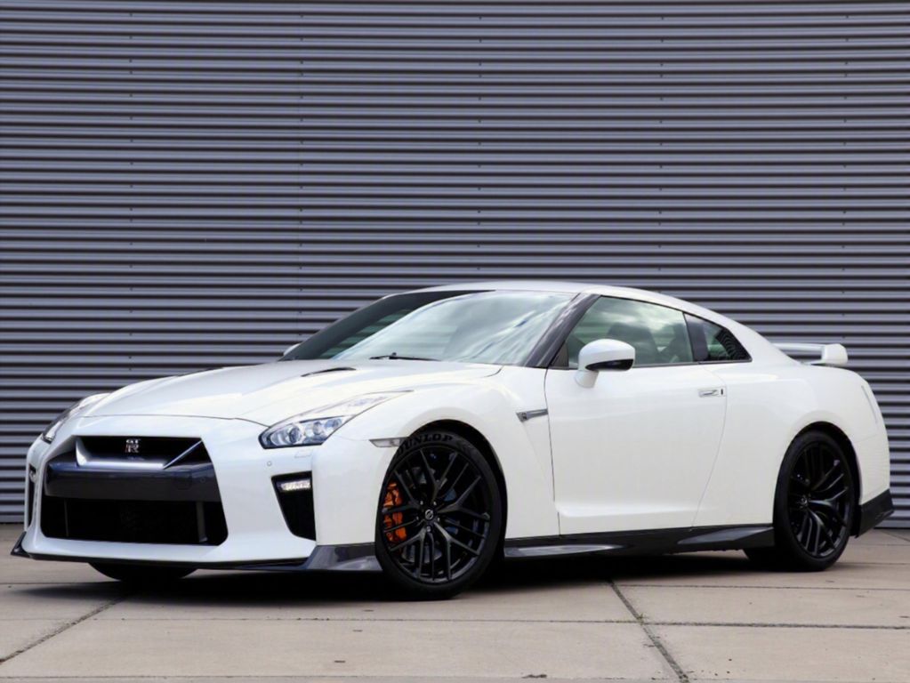 Image of Nissan GT-R