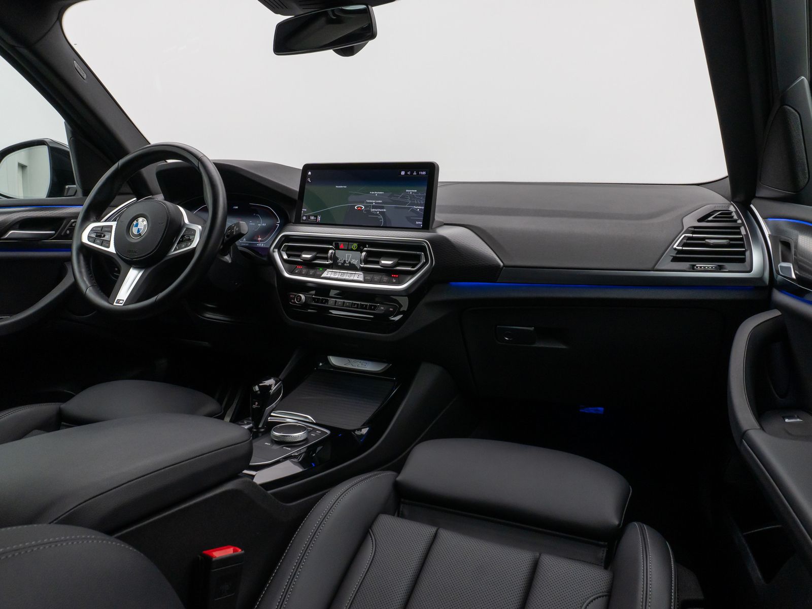 Fahrzeugabbildung BMW X3 xD20d  M Sport Kamera DAB HiFi Komfort 19Zoll