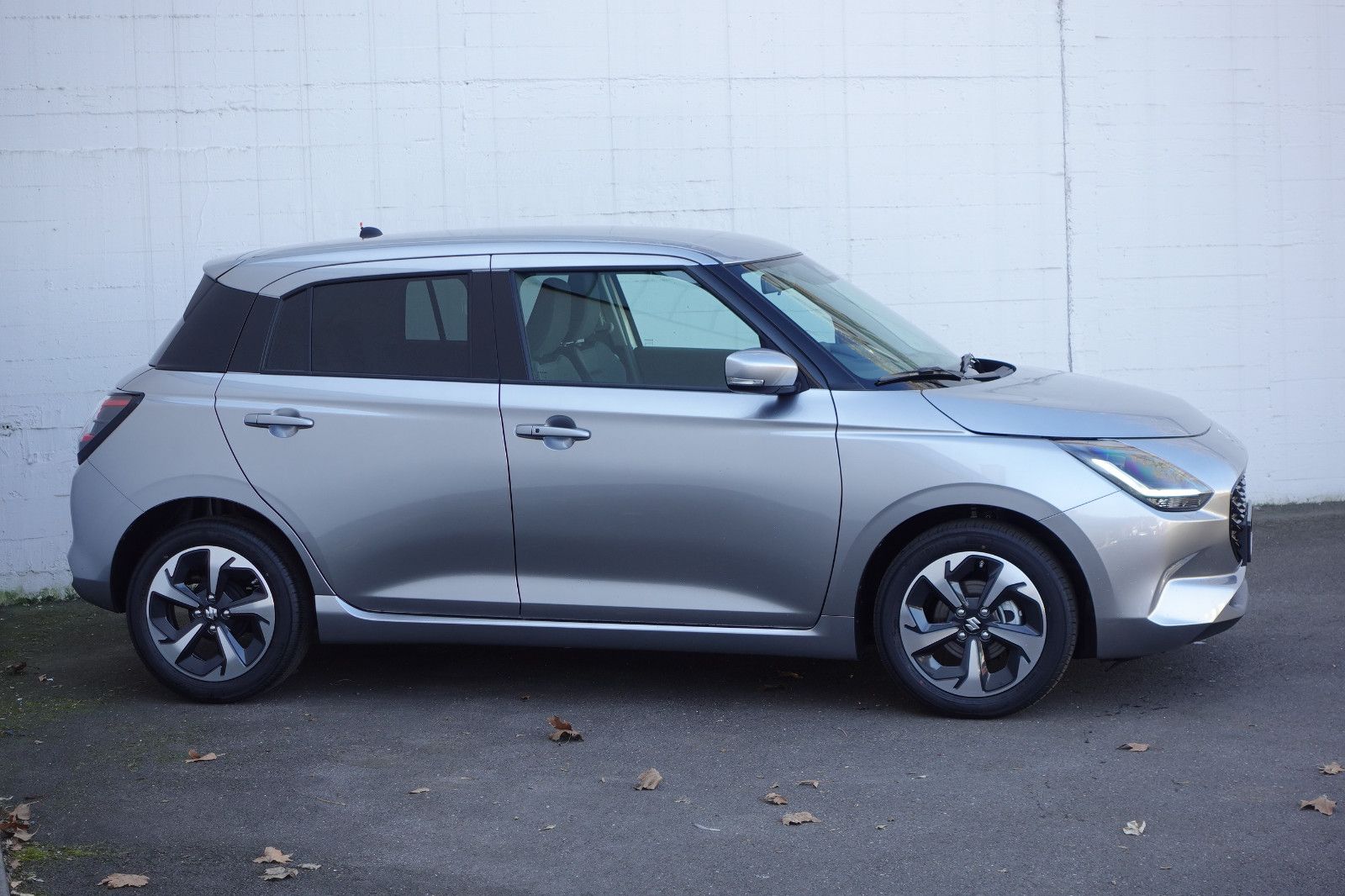 Fahrzeugabbildung Suzuki Swift Comfort+ 1.2 MildHybrid,Navi,Kamera,Sitzhz