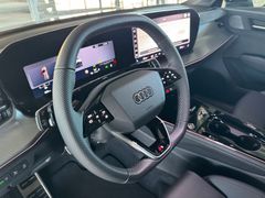 AUDI Q3 TFSI S tronic S line/Neues Modell /SOFORT!!!! AUDI Q3 TFSI S tronic S line/Neues Modell /SOFORT!!!!