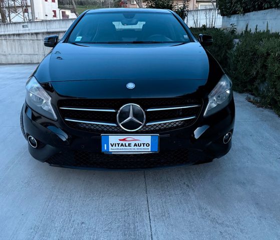 Mercedes-Benz Mercedes Benz Class A 180d Premium1.5CV 110 CDI 