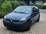 Renault Gut erhaltener Renault Clio zu verkaufen - Renault Clio: Zu Verkaufen
