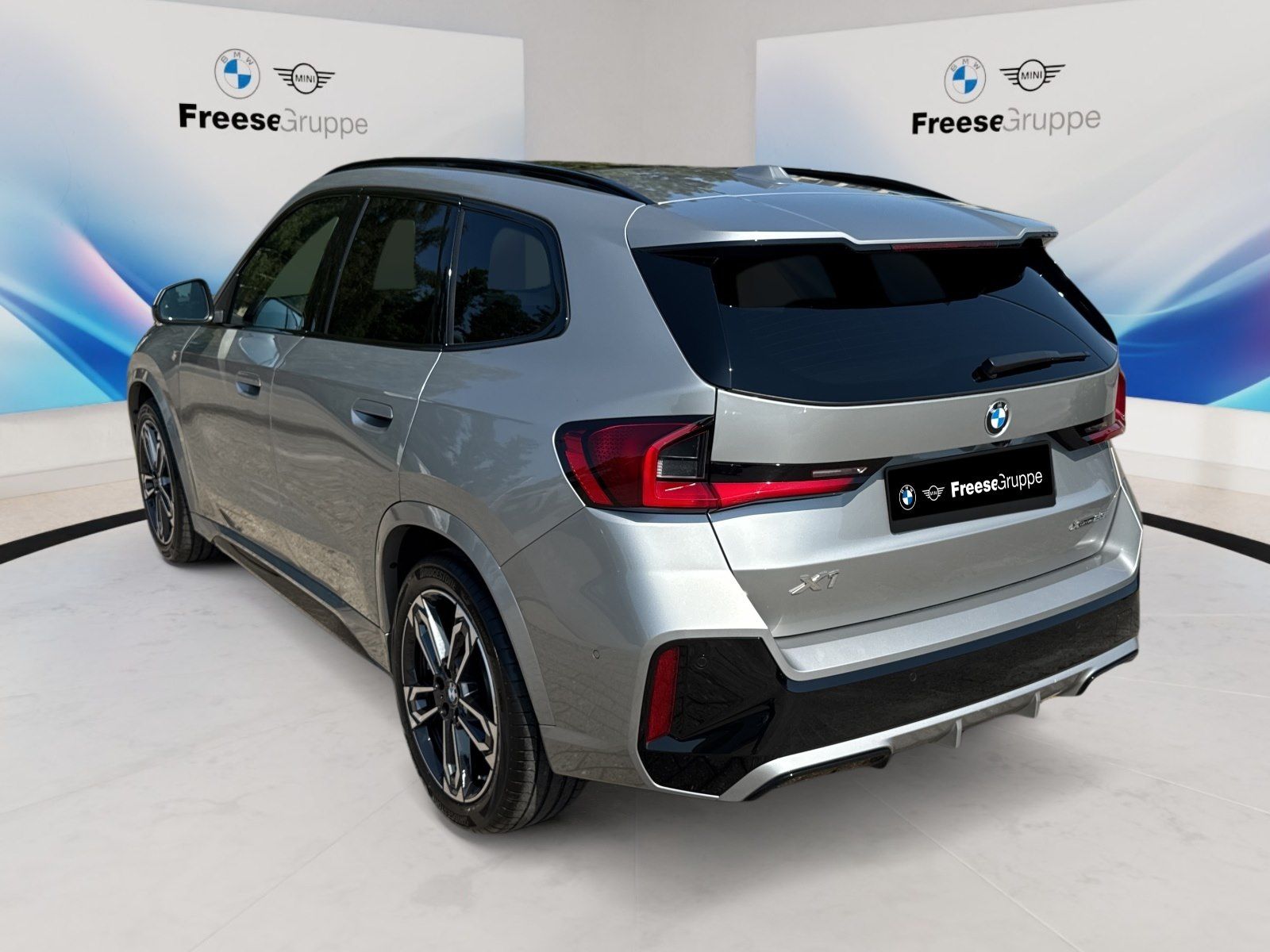 BMW X1 xDrive23i 360° HEAD-UP PANO RFK HIFI XDRIVE foto 4