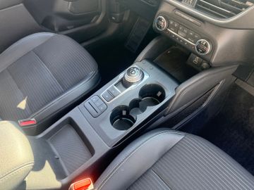 Ford Kuga - 11