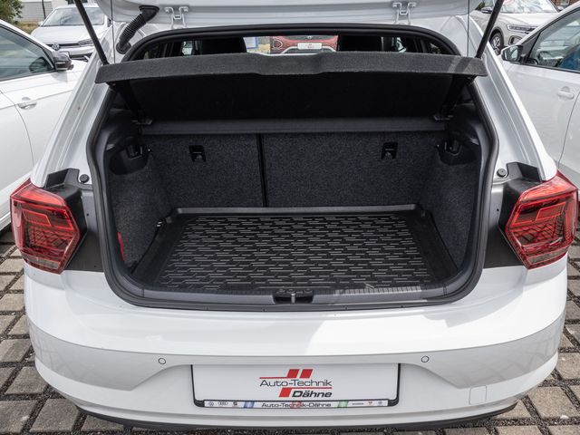 Polo 1.0 TSI United PDC SHZ KAMERA NAVI ACC LED