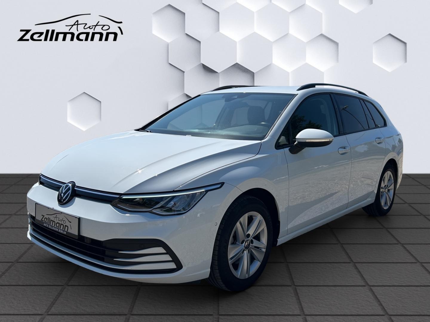 Volkswagen Golf Variant VIII Life 1.0eTSI DSG AHZV LED ACC 