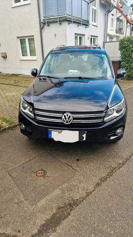 Volkswagen VW Tiguan ...