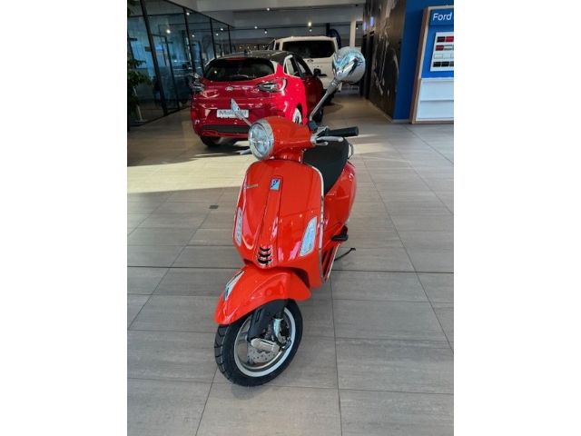 Vespa Primavera 50 Alufelgen, stufenlose Automatik