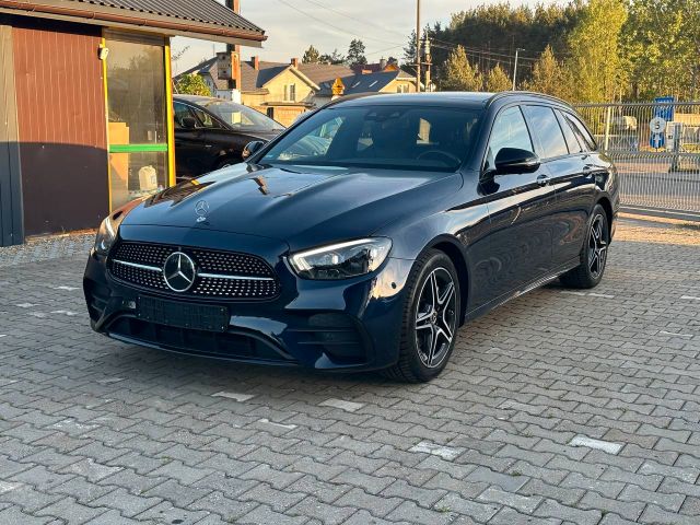 MERCEDES-BENZ E 200 9G-Tronic AMG Line