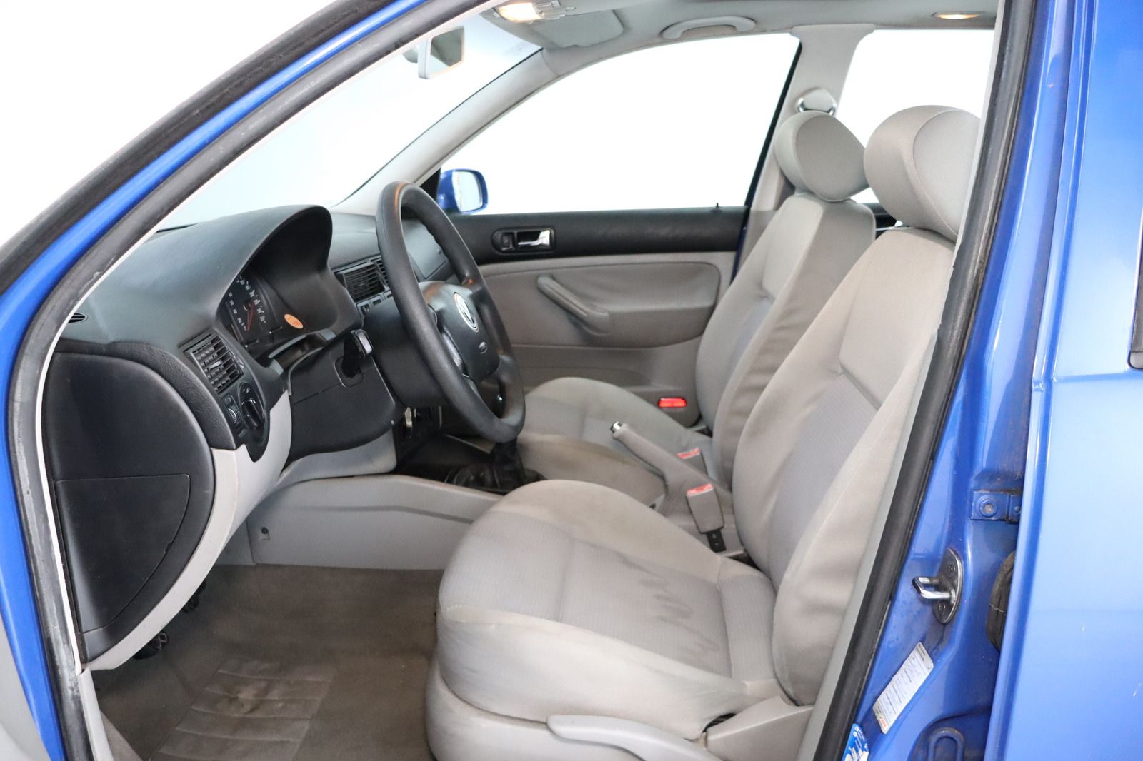 Fahrzeugabbildung Volkswagen Golf 1.9TDI Special * Klima *  SHZ