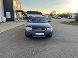 Audi A6 Allroad Quattro Avant 2.5 TDI V6 /Xen.,AHK,SH - gebrauchte Audi A6 Allroad aus dem Jahr 2001