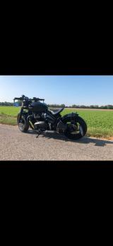 Triumph Bobber Black - Triumph Motorräder in München